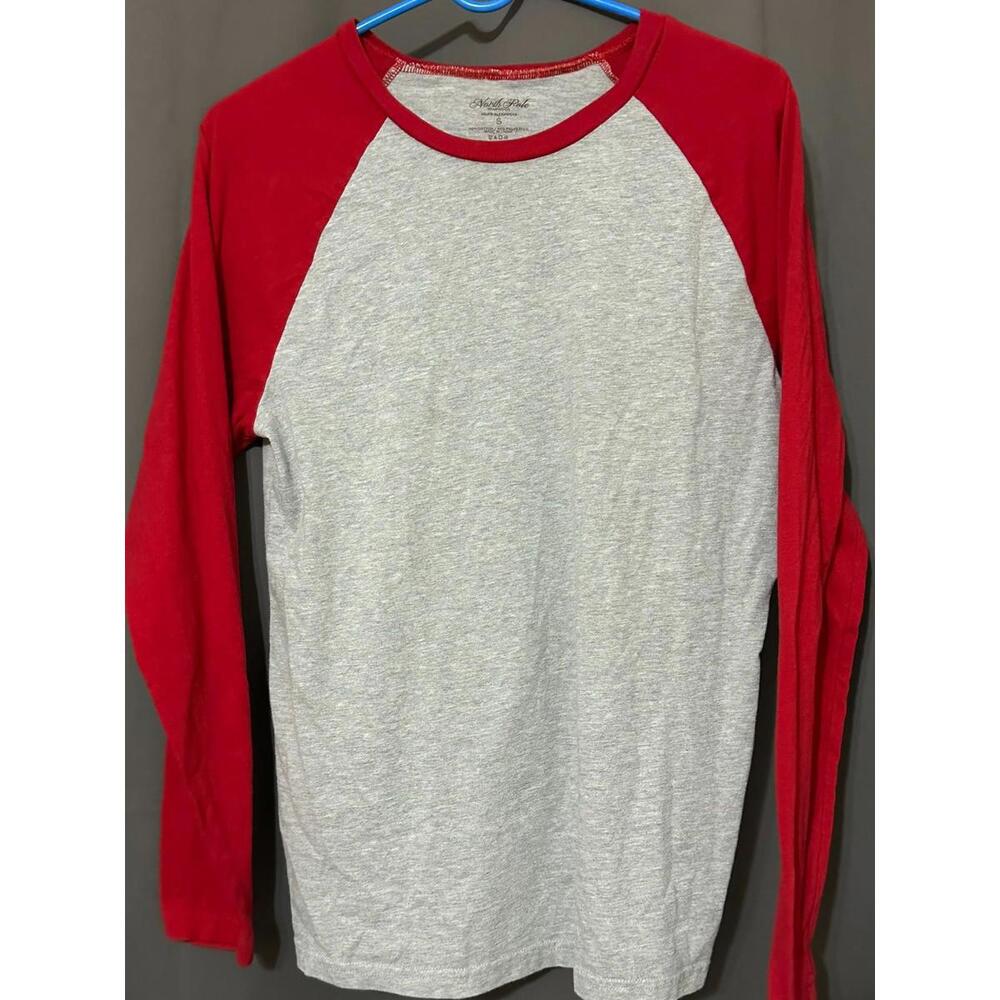 North Pole Trading Co. Men’s Raglan Sleep Shirt  Gray/Red, Size S
